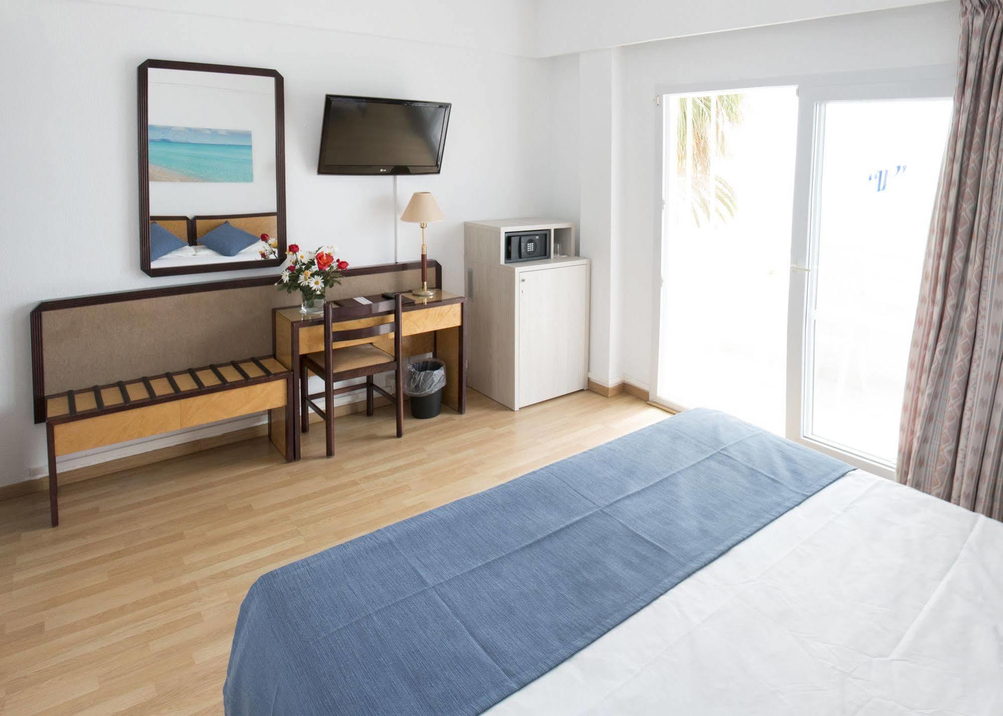 Hotel Voramar Cala Millor  Exterior photo